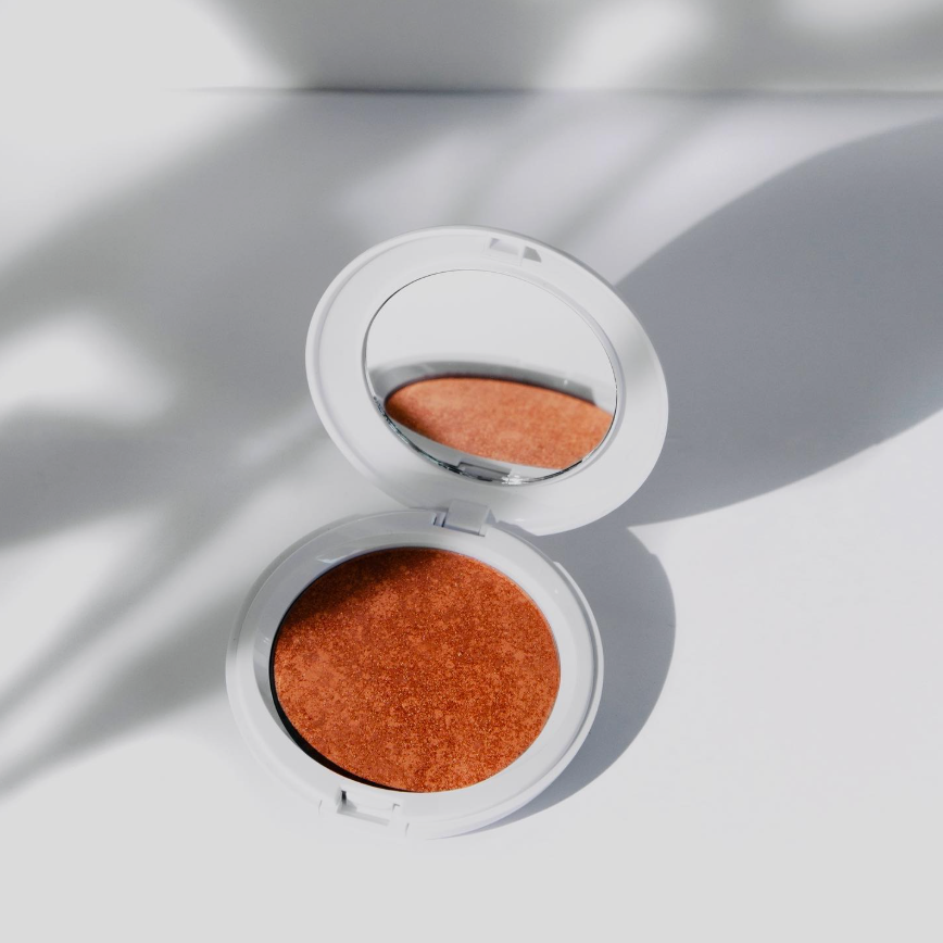 Purophi Shiny Marble Bronzing Powder 8gm: Gorgeous Glow with Radiant Coverage 3 Purophi Shiny Marble Bronzing Powder 8gm: Gorgeous Glow with Radiant Coverage - Image 3